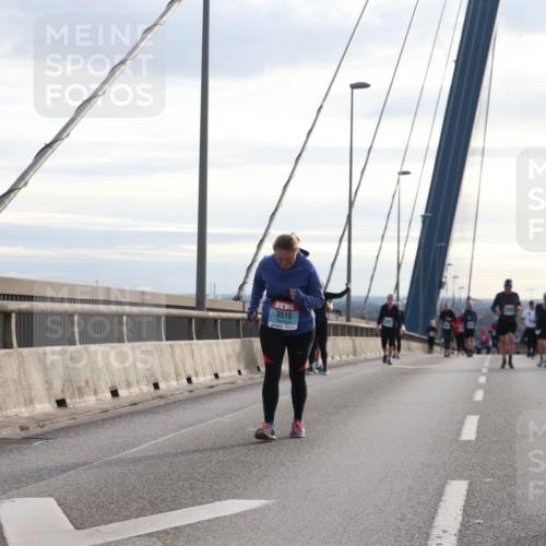 03.10.2024 - Köhlbrandbrückenlauf Jannik Wohlers http://msf.ph/oto/7306325 03.10.2024 09:38:05 Position 1 3515 meine-sportfotos.de