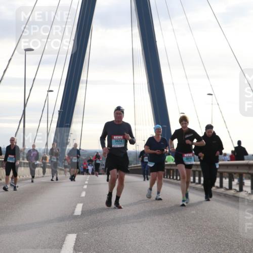 03.10.2024 - Köhlbrandbrückenlauf Jannik Wohlers http://msf.ph/oto/7306467 03.10.2024 09:38:14 Position 1 2934, 3624, 3616 meine-sportfotos.de