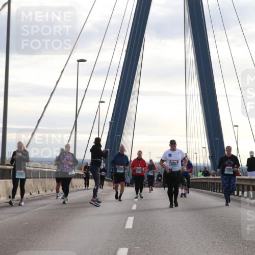 03.10.2024 - Köhlbrandbrückenlauf Jannik Wohlers http://msf.ph/oto/7306691 03.10.2024 09:38:20 Position 1 2834, 2838, 3315, 3406 meine-sportfotos.de