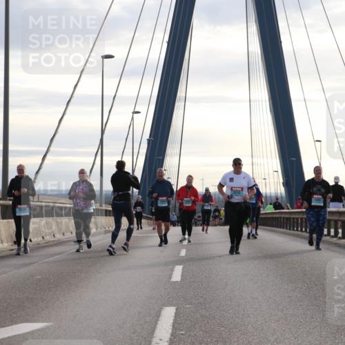 03.10.2024 - Köhlbrandbrückenlauf Jannik Wohlers http://msf.ph/oto/7306696 03.10.2024 09:38:20 Position 1 2934, 2838, 3315 meine-sportfotos.de