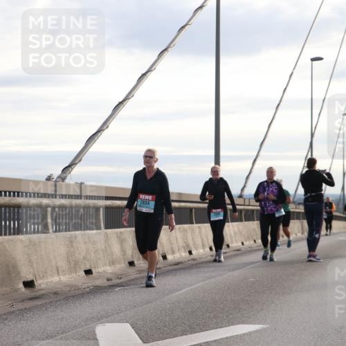 03.10.2024 - Köhlbrandbrückenlauf Jannik Wohlers http://msf.ph/oto/7306700 03.10.2024 09:38:21 Position 1 2934 meine-sportfotos.de