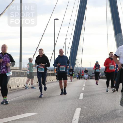 03.10.2024 - Köhlbrandbrückenlauf Jannik Wohlers http://msf.ph/oto/7306727 03.10.2024 09:38:24 Position 1 2838, 3315, 2815, 3131, 3050 meine-sportfotos.de