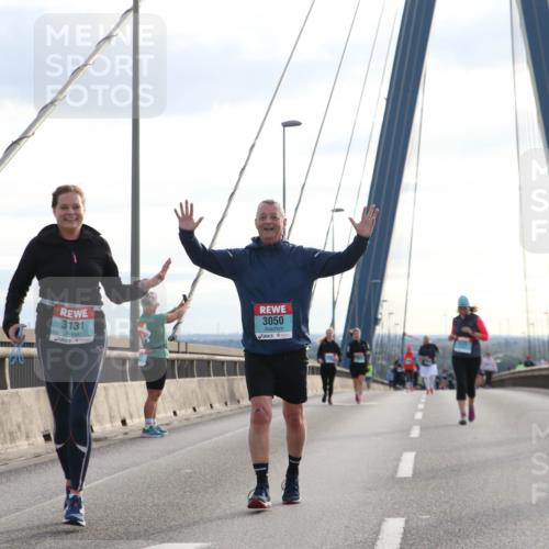03.10.2024 - Köhlbrandbrückenlauf Jannik Wohlers http://msf.ph/oto/7306748 03.10.2024 09:38:26 Position 1 3131, 3050, 2815 meine-sportfotos.de