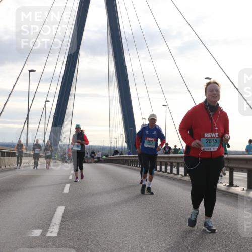 03.10.2024 - Köhlbrandbrückenlauf Jannik Wohlers http://msf.ph/oto/7306767 03.10.2024 09:38:29 Position 1 050, 3121, 3471, 2815 meine-sportfotos.de