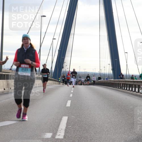 03.10.2024 - Köhlbrandbrückenlauf Jannik Wohlers http://msf.ph/oto/7306864 03.10.2024 09:38:32 Position 1 3121, 359 meine-sportfotos.de