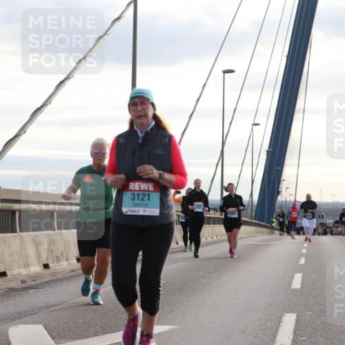 03.10.2024 - Köhlbrandbrückenlauf Jannik Wohlers http://msf.ph/oto/7306892 03.10.2024 09:38:33 Position 1 3121 meine-sportfotos.de