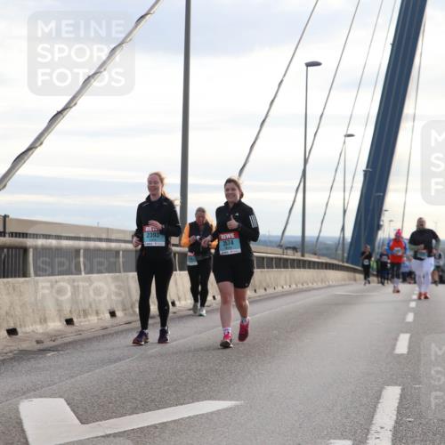 03.10.2024 - Köhlbrandbrückenlauf Jannik Wohlers http://msf.ph/oto/7307055 03.10.2024 09:38:37 Position 1 2393, 3574 meine-sportfotos.de