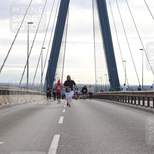 03.10.2024 - Köhlbrandbrückenlauf Jannik Wohlers http://msf.ph/oto/7307074 03.10.2024 09:38:39 Position 1  meine-sportfotos.de
