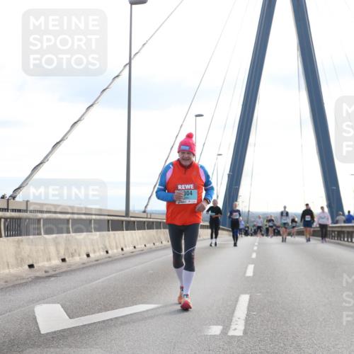 03.10.2024 - Köhlbrandbrückenlauf Jannik Wohlers http://msf.ph/oto/7307108 03.10.2024 09:38:50 Position 1 304 meine-sportfotos.de