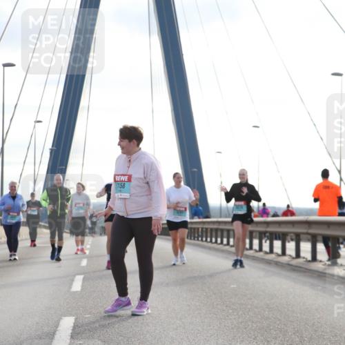 03.10.2024 - Köhlbrandbrückenlauf Jannik Wohlers http://msf.ph/oto/7307544 03.10.2024 09:39:07 Position 1 3422, 158 meine-sportfotos.de