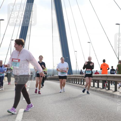 03.10.2024 - Köhlbrandbrückenlauf Jannik Wohlers http://msf.ph/oto/7307553 03.10.2024 09:39:08 Position 1 3422, 158, 3278 meine-sportfotos.de