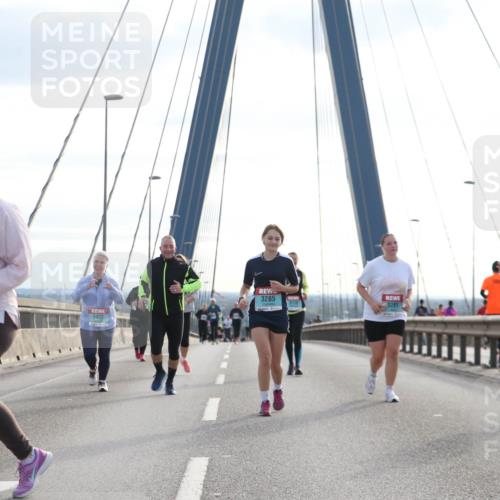 03.10.2024 - Köhlbrandbrückenlauf Jannik Wohlers http://msf.ph/oto/7307908 03.10.2024 09:39:09 Position 1 158, 3422, 3285, 3118, 3278, 3281 meine-sportfotos.de