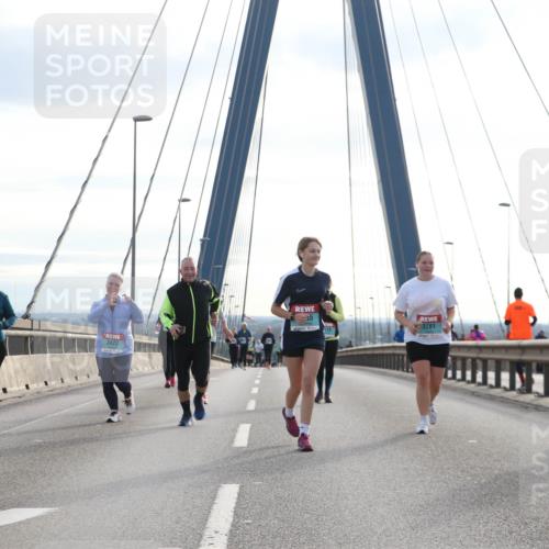 03.10.2024 - Köhlbrandbrückenlauf Jannik Wohlers http://msf.ph/oto/7307912 03.10.2024 09:39:09 Position 1 3422, 35, 3278, 3281 meine-sportfotos.de