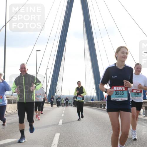 03.10.2024 - Köhlbrandbrückenlauf Jannik Wohlers http://msf.ph/oto/7307931 03.10.2024 09:39:12 Position 1 3118, 3285, 3281, 2694, 3264, 3422 meine-sportfotos.de