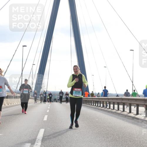 03.10.2024 - Köhlbrandbrückenlauf Jannik Wohlers http://msf.ph/oto/7307954 03.10.2024 09:39:14 Position 1 3264, 3420, 3118 meine-sportfotos.de