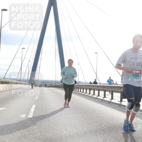 03.10.2024 - Köhlbrandbrückenlauf Jannik Wohlers http://msf.ph/oto/7308190 03.10.2024 09:39:51 Position 1 3212, 29, 2024, 3480 meine-sportfotos.de