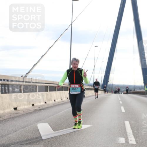 03.10.2024 - Köhlbrandbrückenlauf Jannik Wohlers http://msf.ph/oto/7308214 03.10.2024 09:40:12 Position 1 3557 meine-sportfotos.de