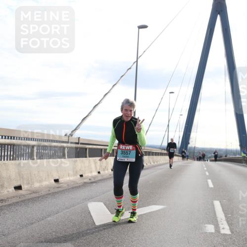 03.10.2024 - Köhlbrandbrückenlauf Jannik Wohlers http://msf.ph/oto/7308216 03.10.2024 09:40:12 Position 1 3557 meine-sportfotos.de