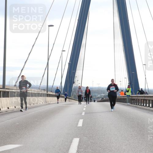 03.10.2024 - Köhlbrandbrückenlauf Jannik Wohlers http://msf.ph/oto/7308616 03.10.2024 09:40:27 Position 1 1401 meine-sportfotos.de