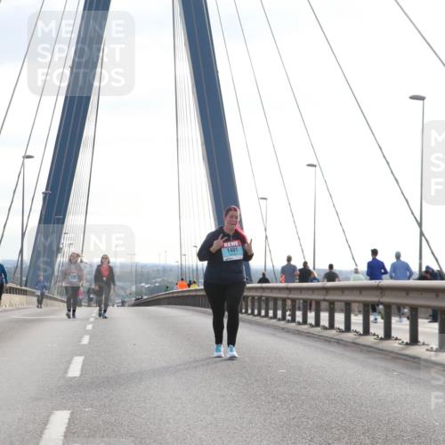 03.10.2024 - Köhlbrandbrückenlauf Jannik Wohlers http://msf.ph/oto/7309237 03.10.2024 09:40:32 Position 1 1401 meine-sportfotos.de