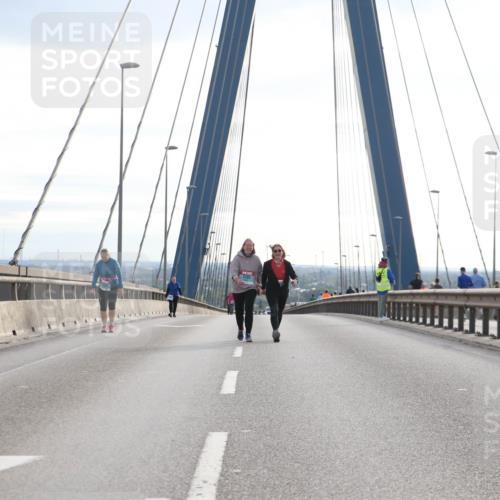 03.10.2024 - Köhlbrandbrückenlauf Jannik Wohlers http://msf.ph/oto/7309251 03.10.2024 09:40:37 Position 1  meine-sportfotos.de