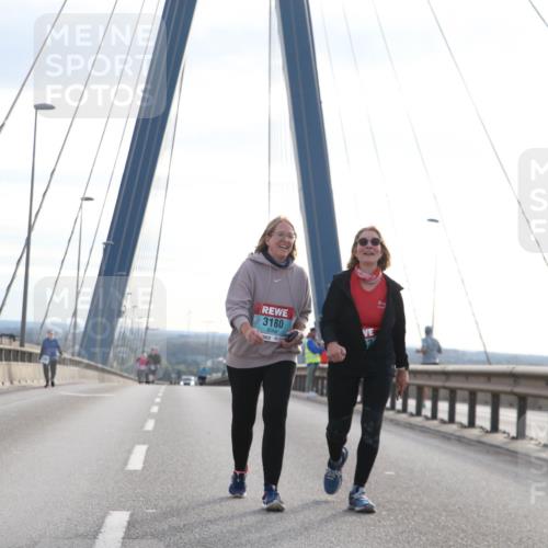 03.10.2024 - Köhlbrandbrückenlauf Jannik Wohlers http://msf.ph/oto/7309609 03.10.2024 09:40:44 Position 1 3403, 3180 meine-sportfotos.de