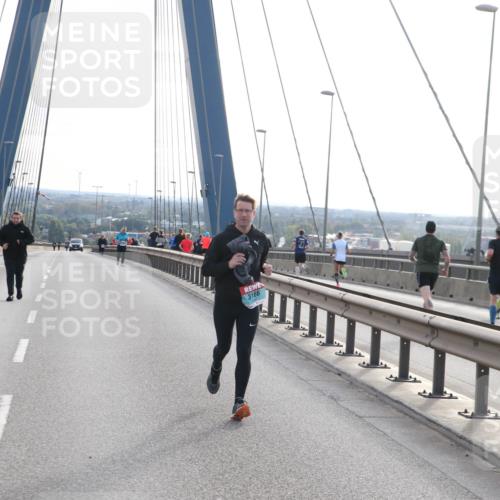 03.10.2024 - Köhlbrandbrückenlauf Jannik Wohlers http://msf.ph/oto/7309787 03.10.2024 09:41:12 Position 1 3566, 3166 meine-sportfotos.de