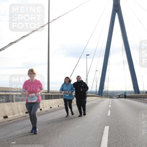 03.10.2024 - Köhlbrandbrückenlauf Jannik Wohlers http://msf.ph/oto/7310203 03.10.2024 09:41:21 Position 1 3651, 3514 meine-sportfotos.de