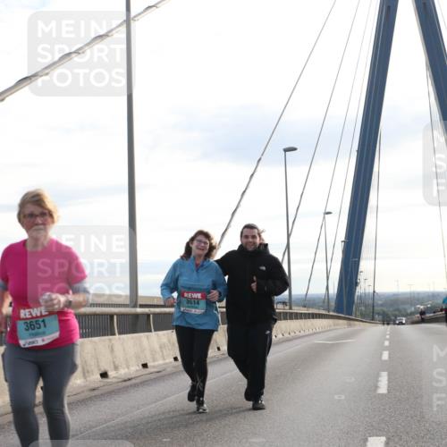 03.10.2024 - Köhlbrandbrückenlauf Jannik Wohlers http://msf.ph/oto/7310318 03.10.2024 09:41:21 Position 1 3651, 3514 meine-sportfotos.de