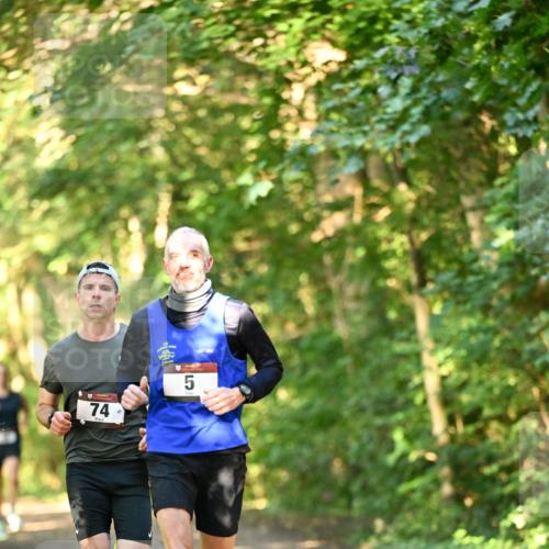 06.10.2024 - Bramfelder Halbmarathon 2024 Dr. Thomas Lammeyer http://msf.ph/oto/7334003 06.10.2024 09:47:56 Laufen 74, 5 meine-sportfotos.de