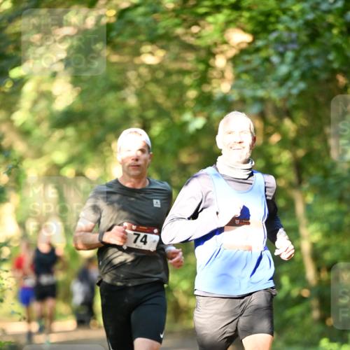 06.10.2024 - Bramfelder Halbmarathon 2024 Dr. Thomas Lammeyer http://msf.ph/oto/7334006 06.10.2024 09:47:57 Laufen 74 meine-sportfotos.de