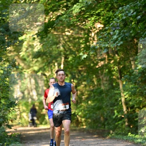 06.10.2024 - Bramfelder Halbmarathon 2024 Dr. Thomas Lammeyer http://msf.ph/oto/7334023 06.10.2024 09:48:03 Laufen 46 meine-sportfotos.de