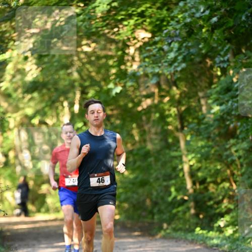 06.10.2024 - Bramfelder Halbmarathon 2024 Dr. Thomas Lammeyer http://msf.ph/oto/7334028 06.10.2024 09:48:04 Laufen 240, 46 meine-sportfotos.de