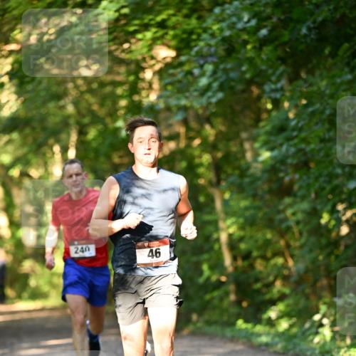 06.10.2024 - Bramfelder Halbmarathon 2024 Dr. Thomas Lammeyer http://msf.ph/oto/7334034 06.10.2024 09:48:05 Laufen 240, 46 meine-sportfotos.de