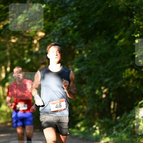 06.10.2024 - Bramfelder Halbmarathon 2024 Dr. Thomas Lammeyer http://msf.ph/oto/7334040 06.10.2024 09:48:05 Laufen 240, 46 meine-sportfotos.de