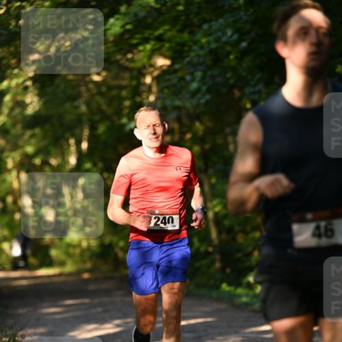 06.10.2024 - Bramfelder Halbmarathon 2024 Dr. Thomas Lammeyer http://msf.ph/oto/7334044 06.10.2024 09:48:06 Laufen 240, 106, 46 meine-sportfotos.de