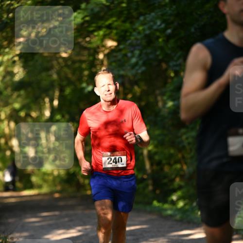 06.10.2024 - Bramfelder Halbmarathon 2024 Dr. Thomas Lammeyer http://msf.ph/oto/7334045 06.10.2024 09:48:06 Laufen 240, 106 meine-sportfotos.de