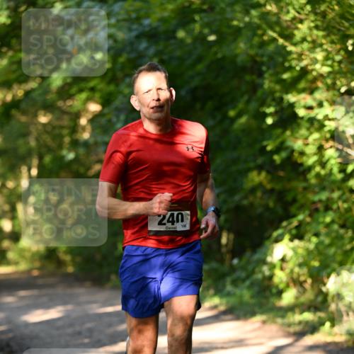 06.10.2024 - Bramfelder Halbmarathon 2024 Dr. Thomas Lammeyer http://msf.ph/oto/7334054 06.10.2024 09:48:08 Laufen 240, 106 meine-sportfotos.de