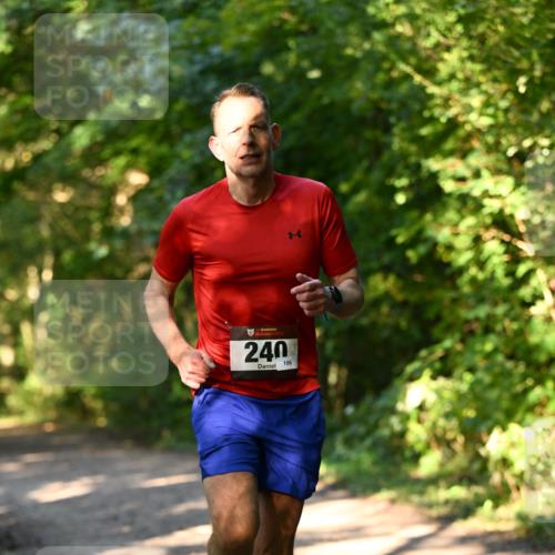 06.10.2024 - Bramfelder Halbmarathon 2024 Dr. Thomas Lammeyer http://msf.ph/oto/7334055 06.10.2024 09:48:08 Laufen 240, 106 meine-sportfotos.de
