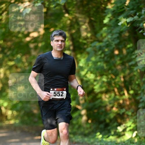 06.10.2024 - Bramfelder Halbmarathon 2024 Dr. Thomas Lammeyer http://msf.ph/oto/7334134 06.10.2024 09:48:59 Laufen 552 meine-sportfotos.de