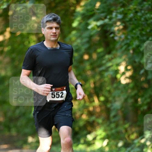 06.10.2024 - Bramfelder Halbmarathon 2024 Dr. Thomas Lammeyer http://msf.ph/oto/7334138 06.10.2024 09:49:00 Laufen 552 meine-sportfotos.de
