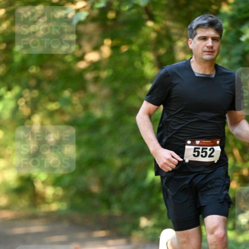 06.10.2024 - Bramfelder Halbmarathon 2024 Dr. Thomas Lammeyer http://msf.ph/oto/7334139 06.10.2024 09:49:00 Laufen 552 meine-sportfotos.de