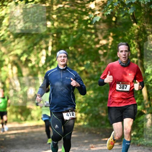 06.10.2024 - Bramfelder Halbmarathon 2024 Dr. Thomas Lammeyer http://msf.ph/oto/7334205 06.10.2024 09:49:26 Laufen 418, 387 meine-sportfotos.de