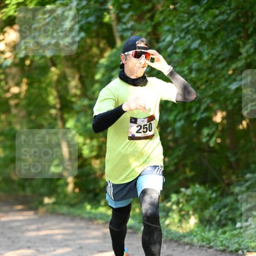 06.10.2024 - Bramfelder Halbmarathon 2024 Dr. Thomas Lammeyer http://msf.ph/oto/7334234 06.10.2024 09:49:30 Laufen 250 meine-sportfotos.de