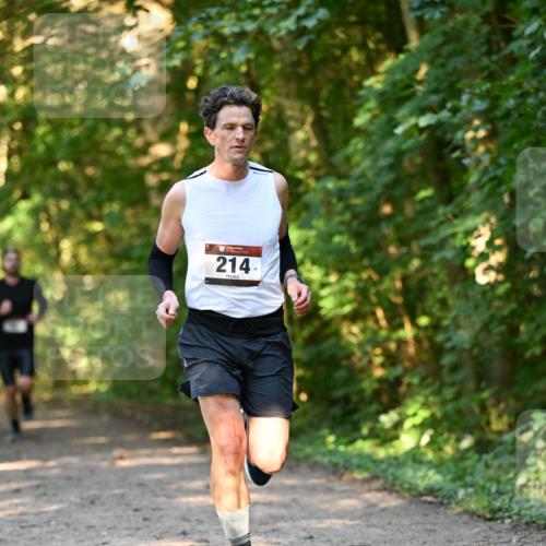 06.10.2024 - Bramfelder Halbmarathon 2024 Dr. Thomas Lammeyer http://msf.ph/oto/7334298 06.10.2024 09:49:45 Laufen 214 meine-sportfotos.de