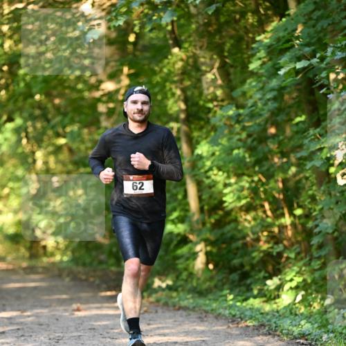06.10.2024 - Bramfelder Halbmarathon 2024 Dr. Thomas Lammeyer http://msf.ph/oto/7334315 06.10.2024 09:49:48 Laufen 62 meine-sportfotos.de