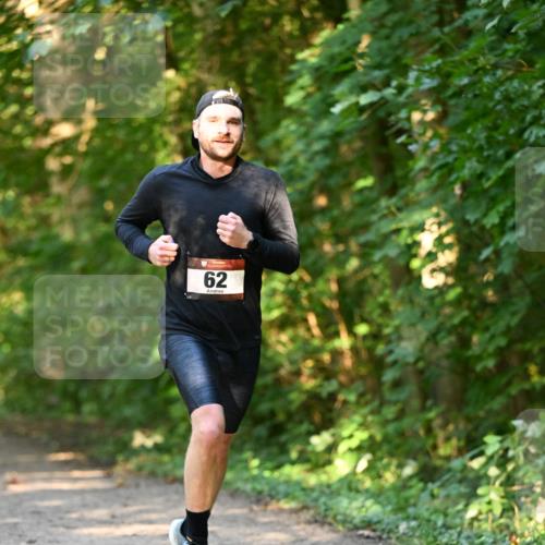 06.10.2024 - Bramfelder Halbmarathon 2024 Dr. Thomas Lammeyer http://msf.ph/oto/7334320 06.10.2024 09:49:49 Laufen 62 meine-sportfotos.de