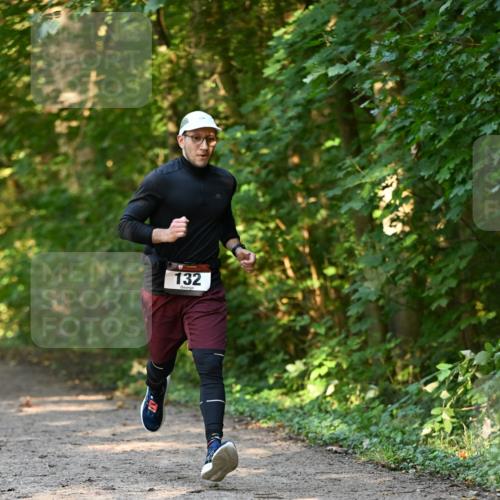 06.10.2024 - Bramfelder Halbmarathon 2024 Dr. Thomas Lammeyer http://msf.ph/oto/7334328 06.10.2024 09:49:59 Laufen 132 meine-sportfotos.de