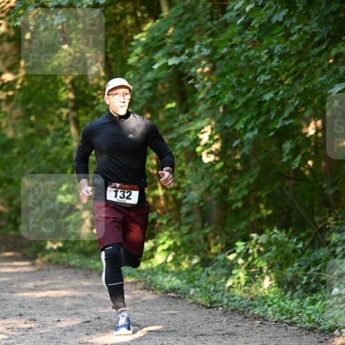 06.10.2024 - Bramfelder Halbmarathon 2024 Dr. Thomas Lammeyer http://msf.ph/oto/7334331 06.10.2024 09:50:00 Laufen 132 meine-sportfotos.de