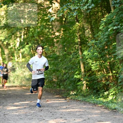 06.10.2024 - Bramfelder Halbmarathon 2024 Dr. Thomas Lammeyer http://msf.ph/oto/7334338 06.10.2024 09:50:01 Laufen 177 meine-sportfotos.de